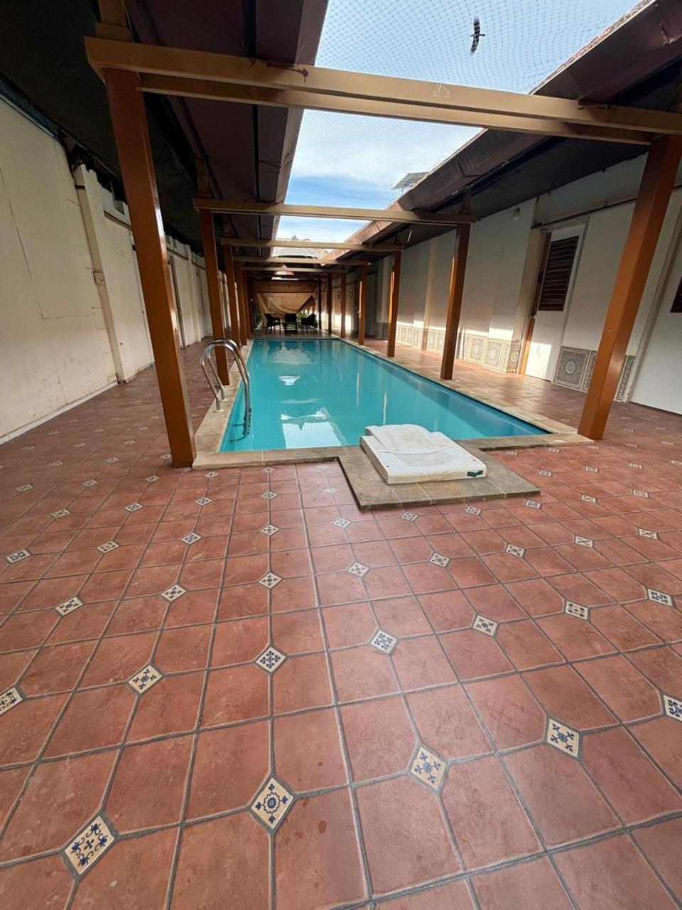 Presidency Artotel, Kochi Eksteriør bilde